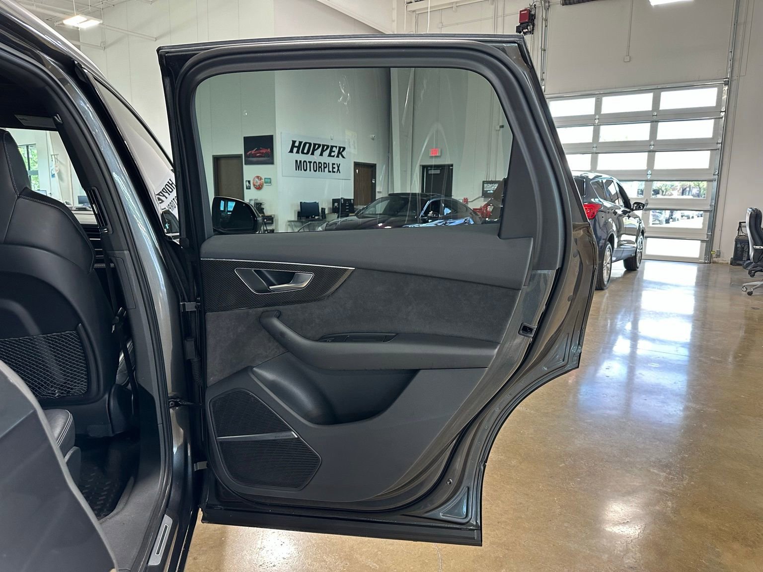 Used 2021 Audi SQ7 Premium Plus w/ SQ7 Black Optic Package image 42