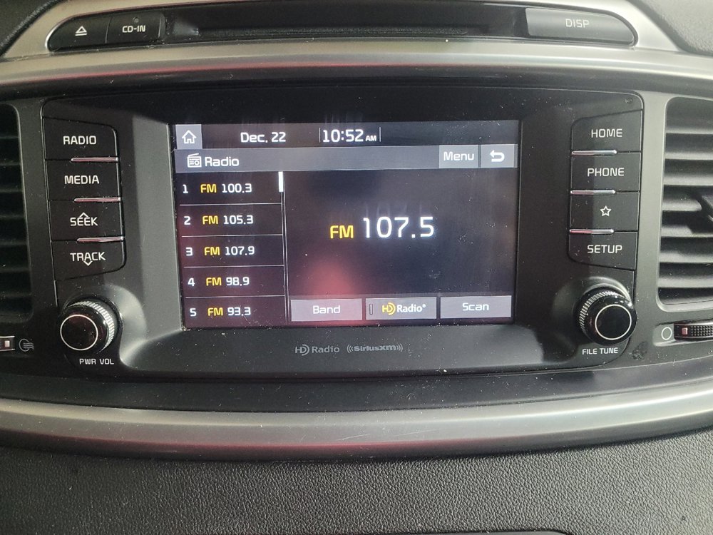 Used 2019 Kia Sorento EX image 25