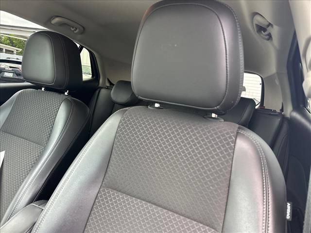 Certified 2022 Buick Encore Preferred w/ Safety Package FWD image 21