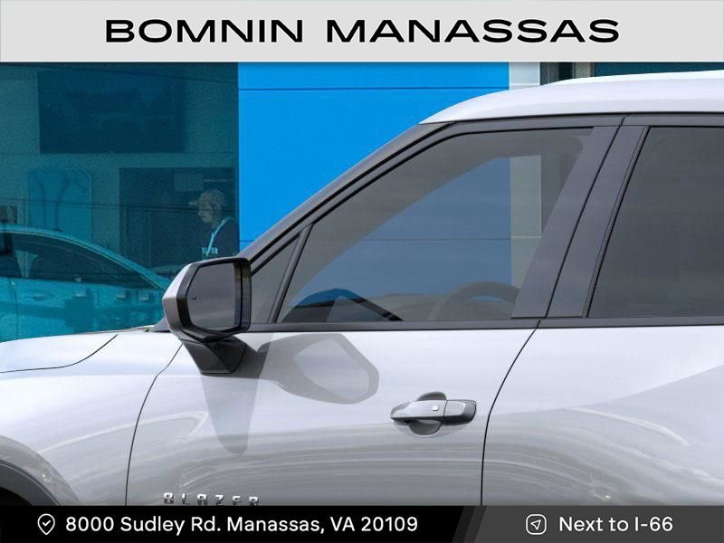 New 2026 Chevrolet Blazer LT image 12