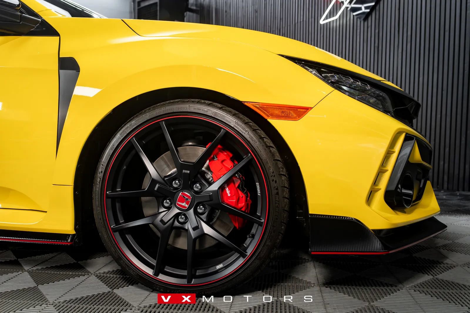 Used 2021 Honda Civic Type R Limited image 25