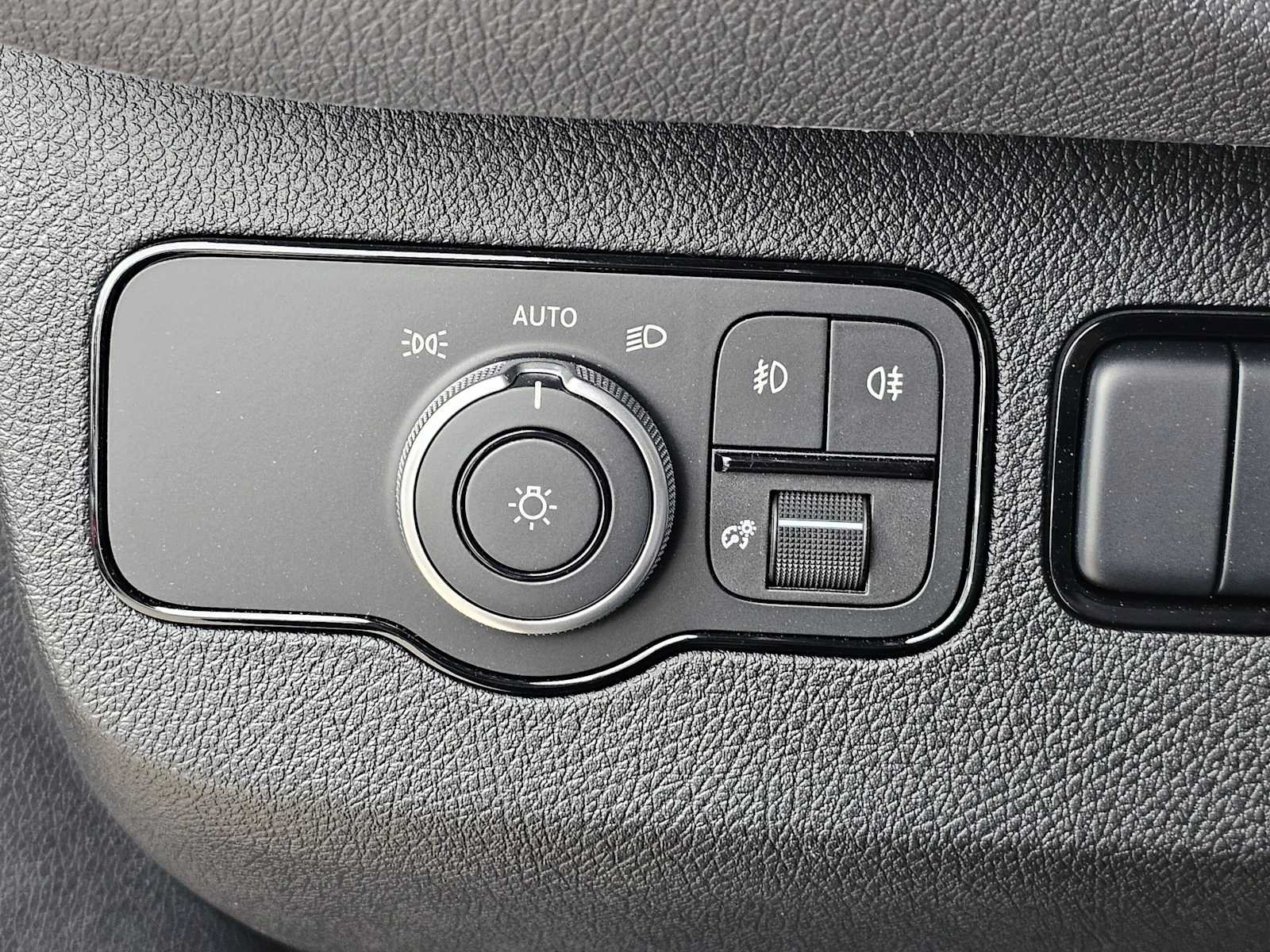 Used 2024 Mercedes-Benz Sprinter 3500 image 29