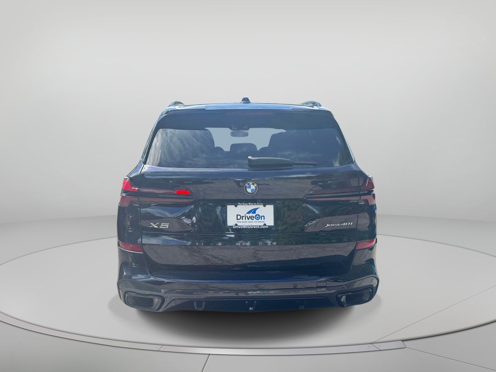 Used 2024 BMW X5 xDrive40i w/ M Sport Package AWD/4WD image 6