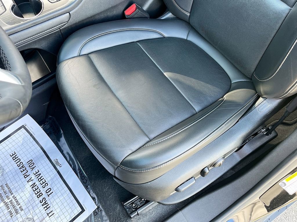 Used 2023 GMC Acadia SLT image 20