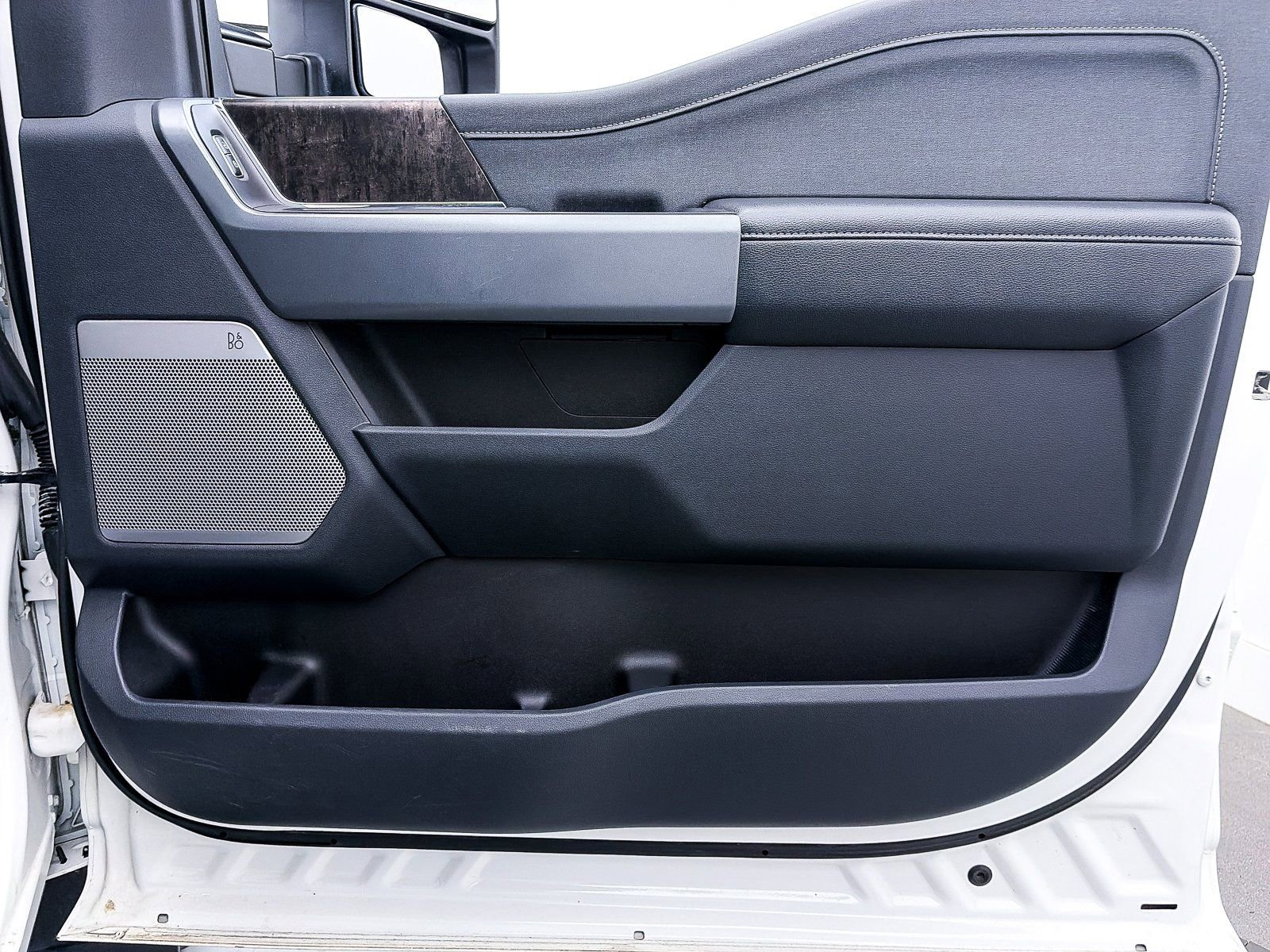 Used 2023 Ford F250 Lariat w/ Lariat Ultimate Package AWD/4WD image 57