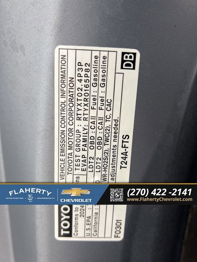 Used 2024 Toyota Highlander XLE image 17