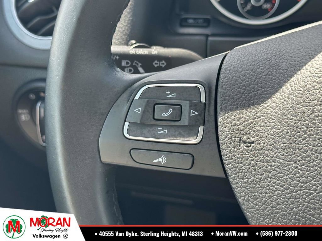 Used 2016 Volkswagen Tiguan SEL FWD image 25