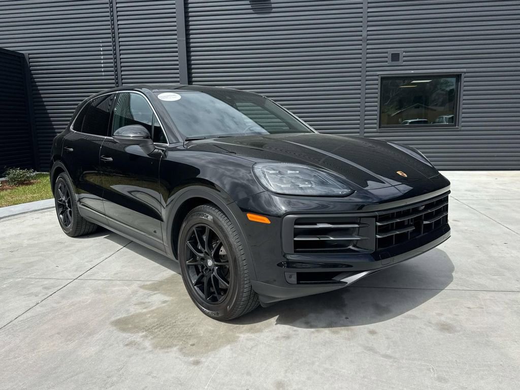Certified 2024 Porsche Cayenne image 9