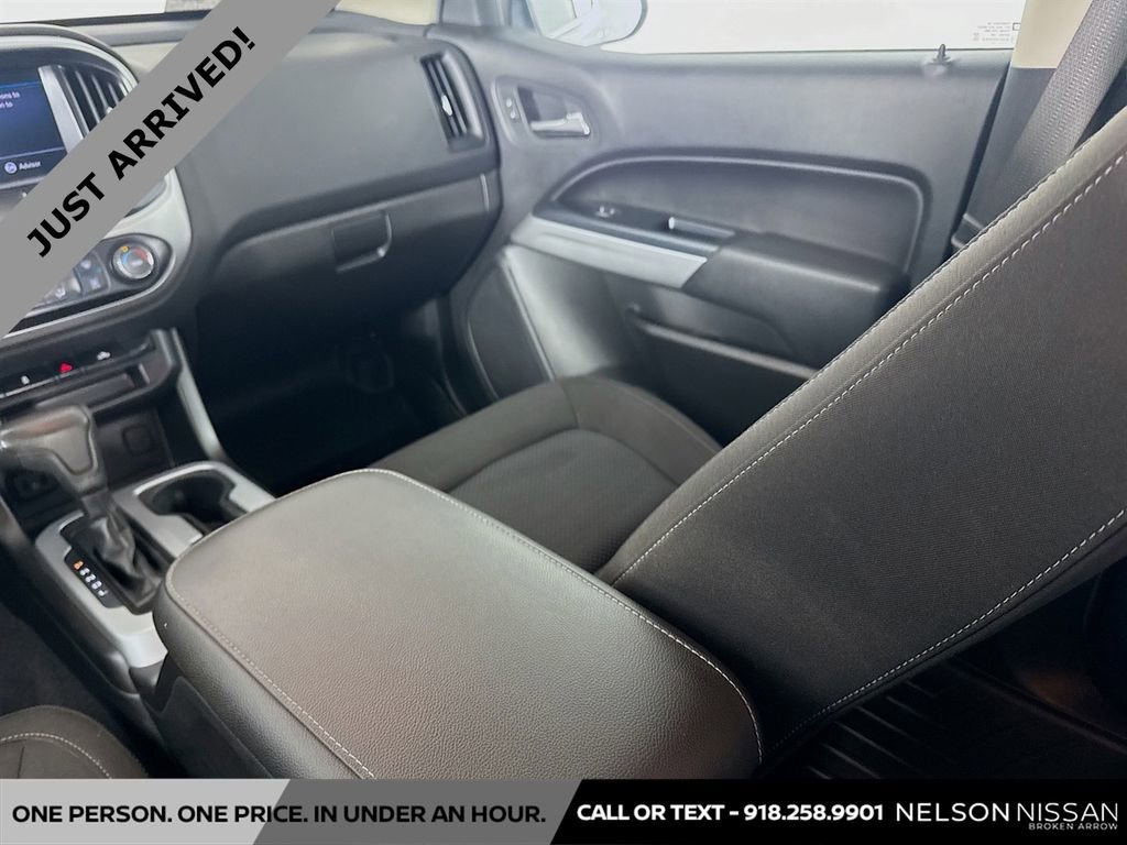 Used 2021 Chevrolet Colorado LT w/ LT Convenience Package image 21