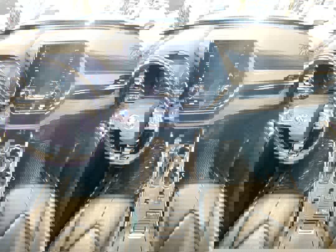 Used 2020 Toyota Highlander XLE image 24