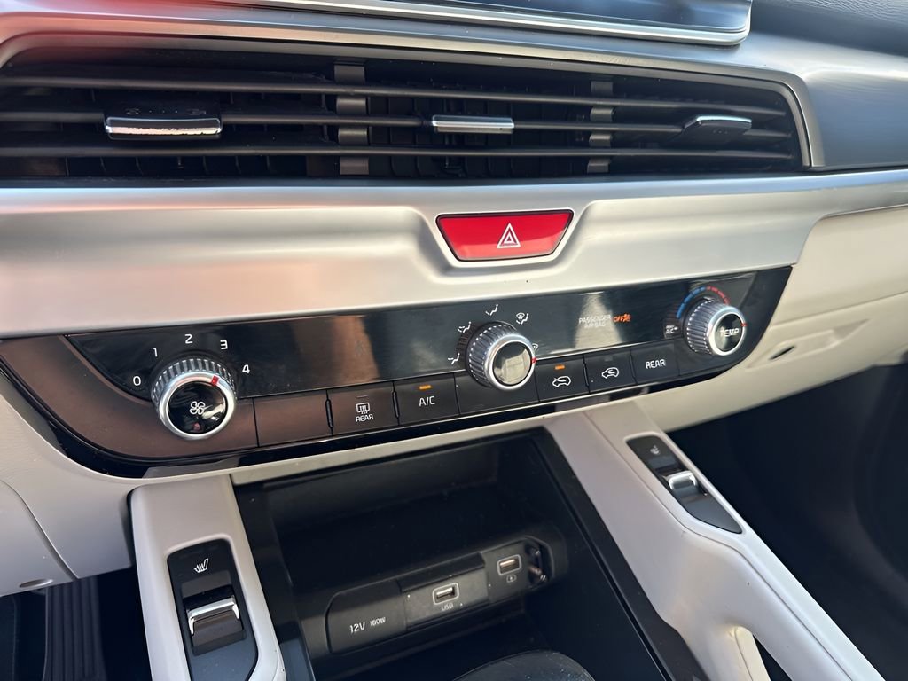 Used 2020 Kia Telluride S w/ S 8 Passenger Seating Package image 35
