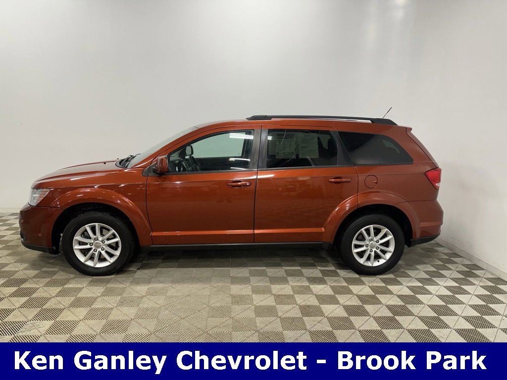 Used 2014 Dodge Journey SXT w/ Flexible Seating Group image 6