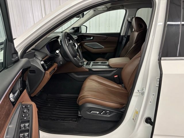 Used 2026 Acura MDX SH-AWD w/ Advance Package image 2