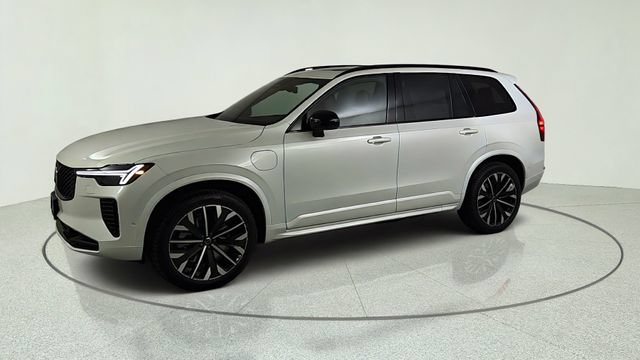 New 2026 Volvo XC90 T8 Ultra w/ Protection Package AWD/4WD image 3