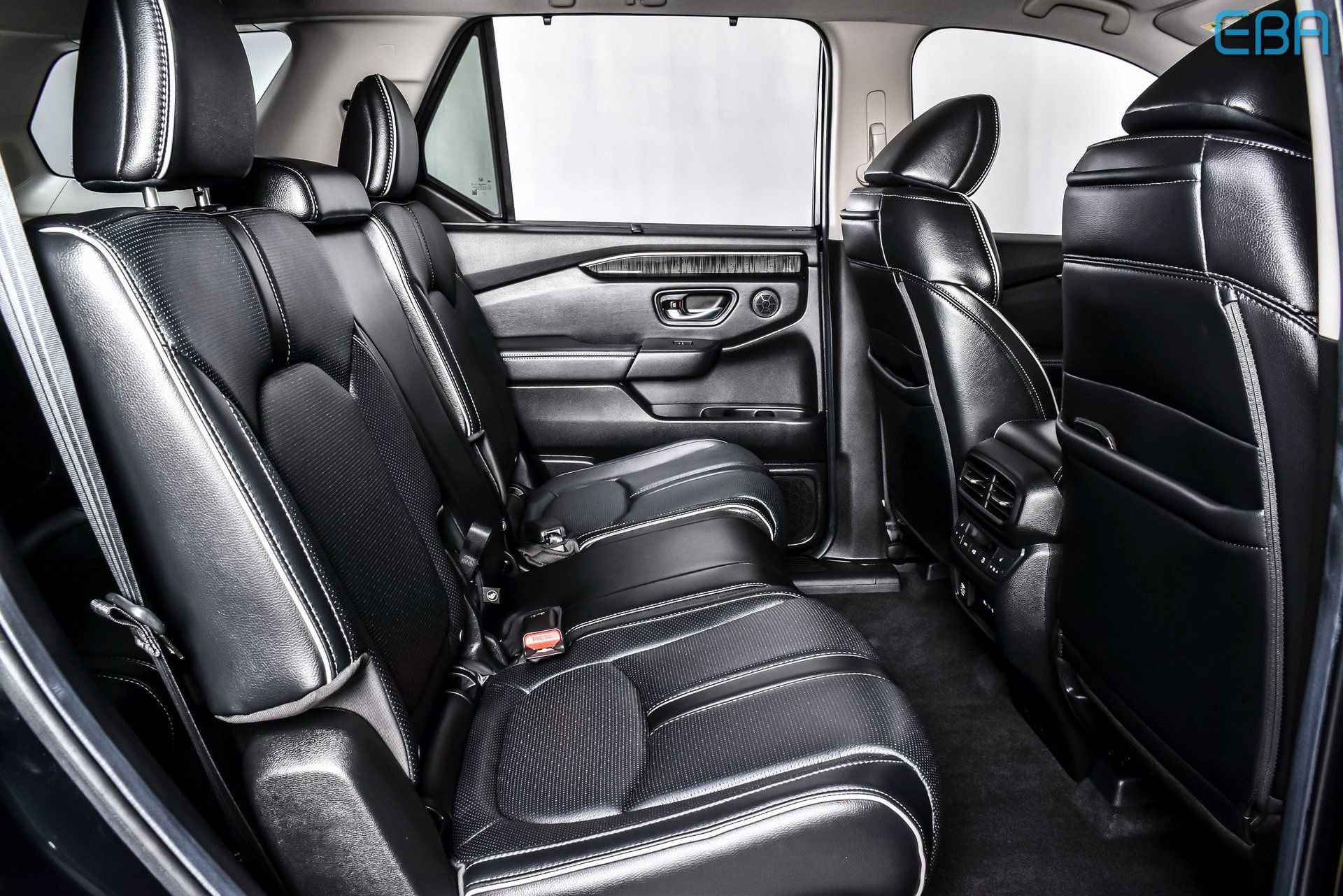 Used 2025 Honda Pilot Elite image 24