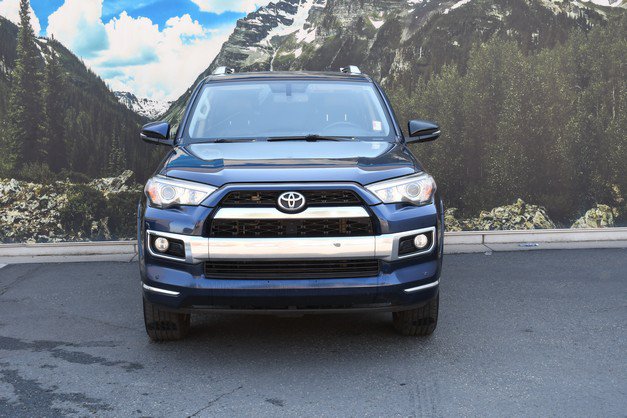 Used 2017 Toyota 4Runner Limited AWD/4WD image 5
