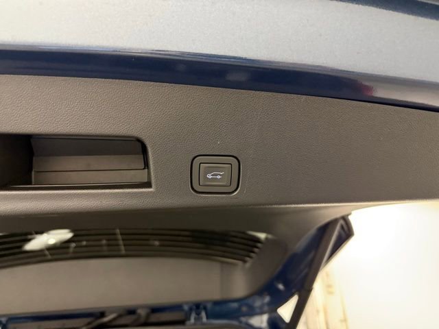 New 2026 Buick Enclave Preferred w/ Power Package FWD image 9