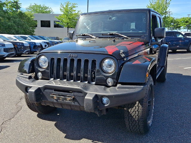 Used 2017 Jeep Wrangler Unlimited Sahara AWD/4WD image 4