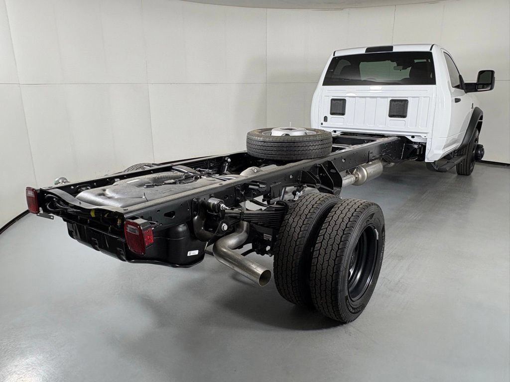 New 2026 RAM 5500 Tradesman AWD/4WD image 7