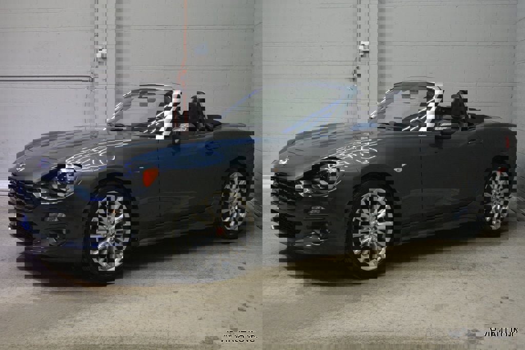 Used 2017 FIAT 124 Spider Lusso image 20