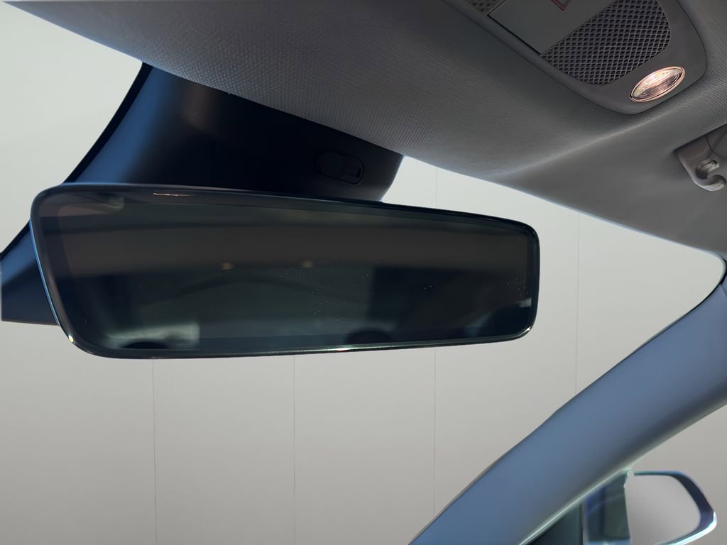 Used 2018 Tesla Model 3 Long Range image 24