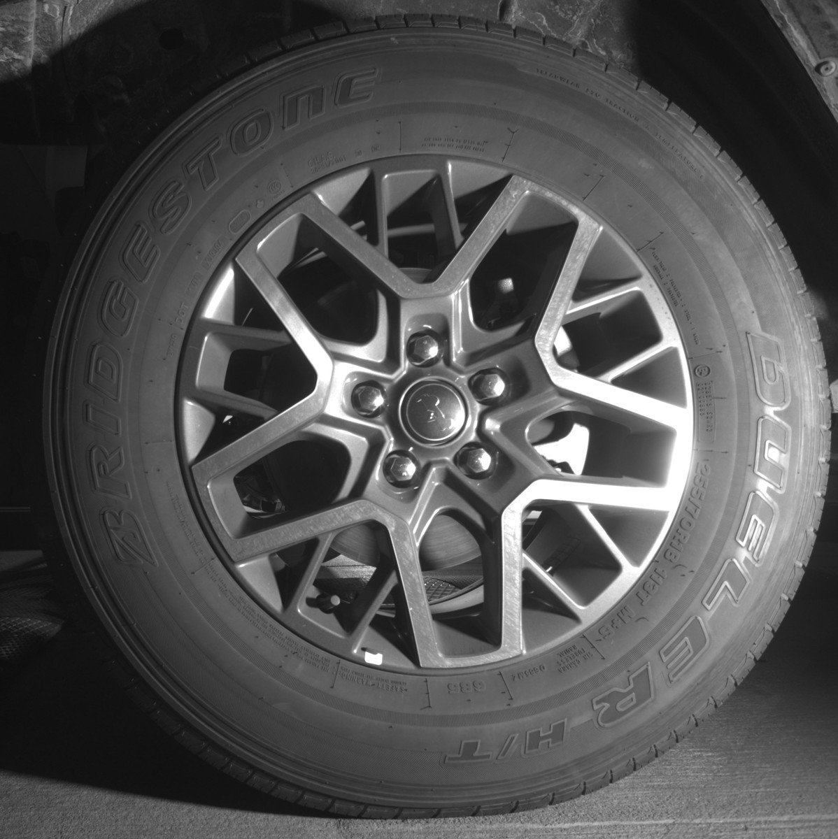 Used 2025 Jeep Wrangler Sahara image 12