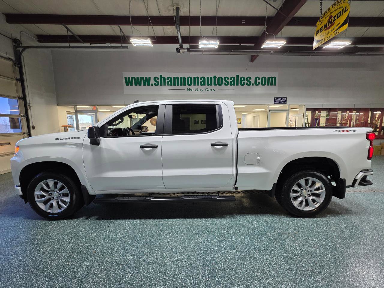 Used 2021 Chevrolet Silverado 1500 Custom image 11