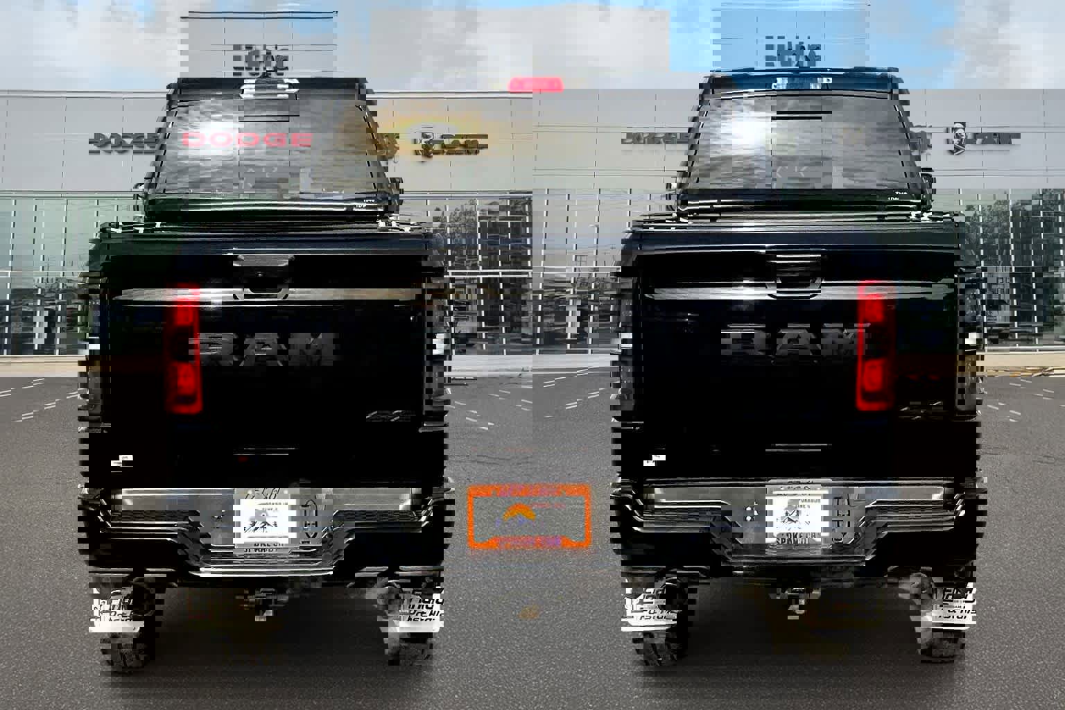 Used 2025 RAM 1500 Tradesman w/ Night Edition image 5