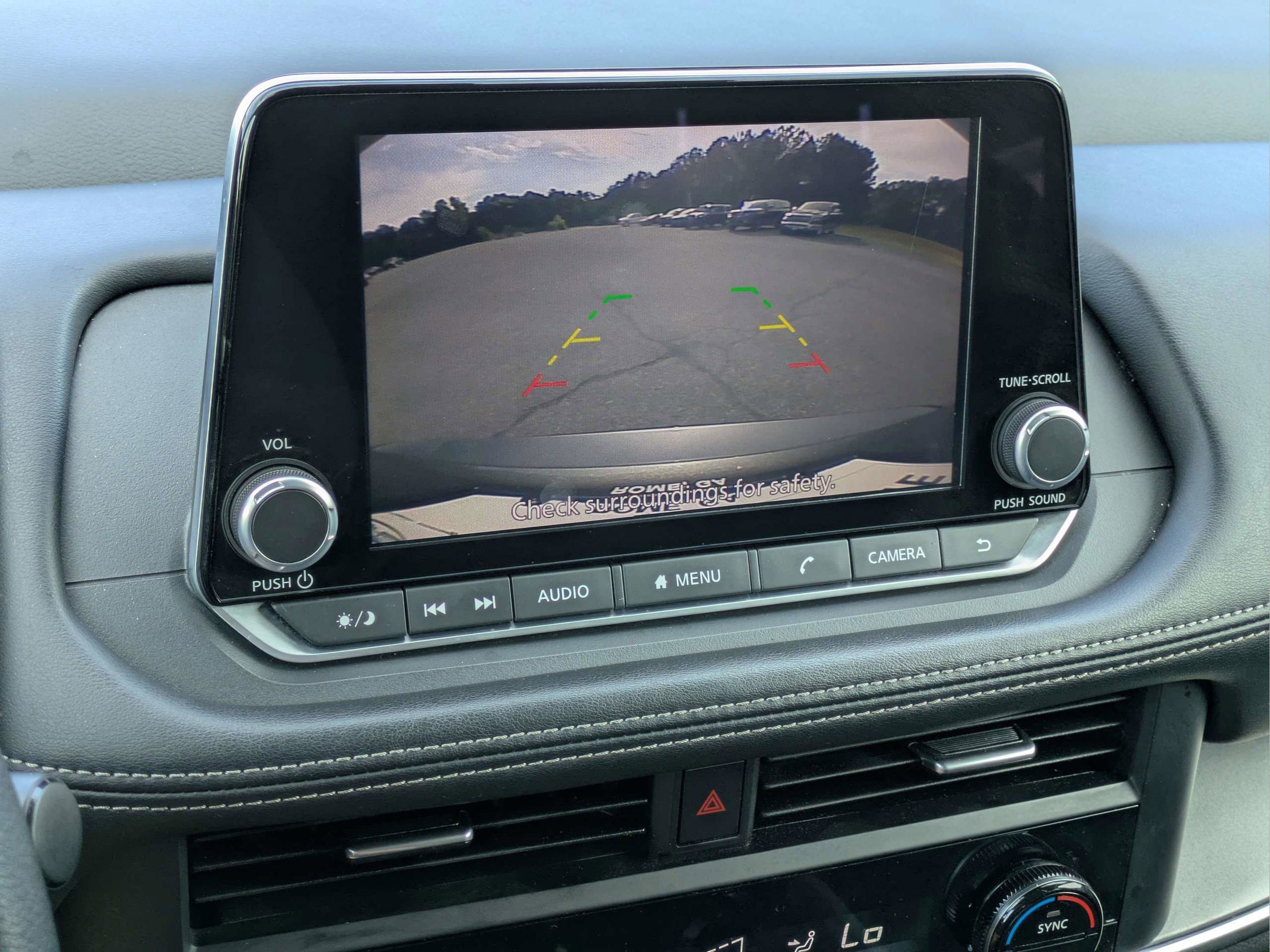 Used 2024 Nissan Rogue SV FWD image 19