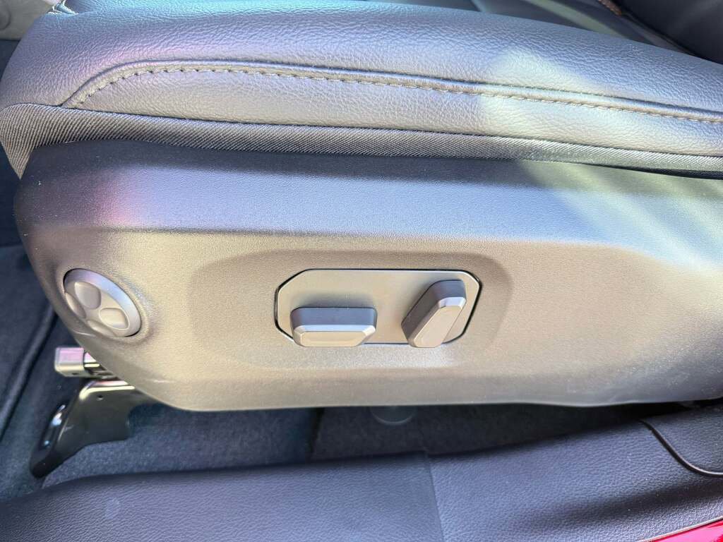 New 2026 Jeep Wrangler Sahara image 27