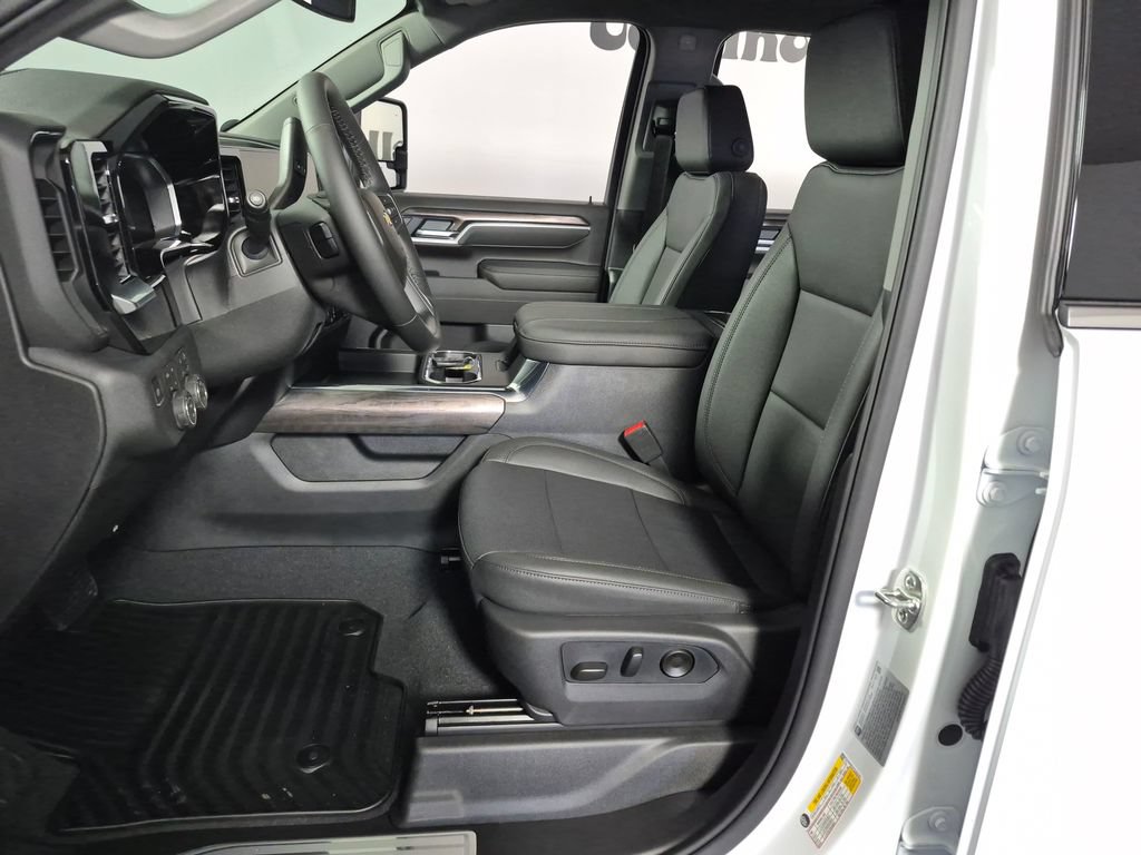 New 2026 Chevrolet Silverado 2500 LTZ w/ Z71 Chrome Sport Edition AWD/4WD image 9