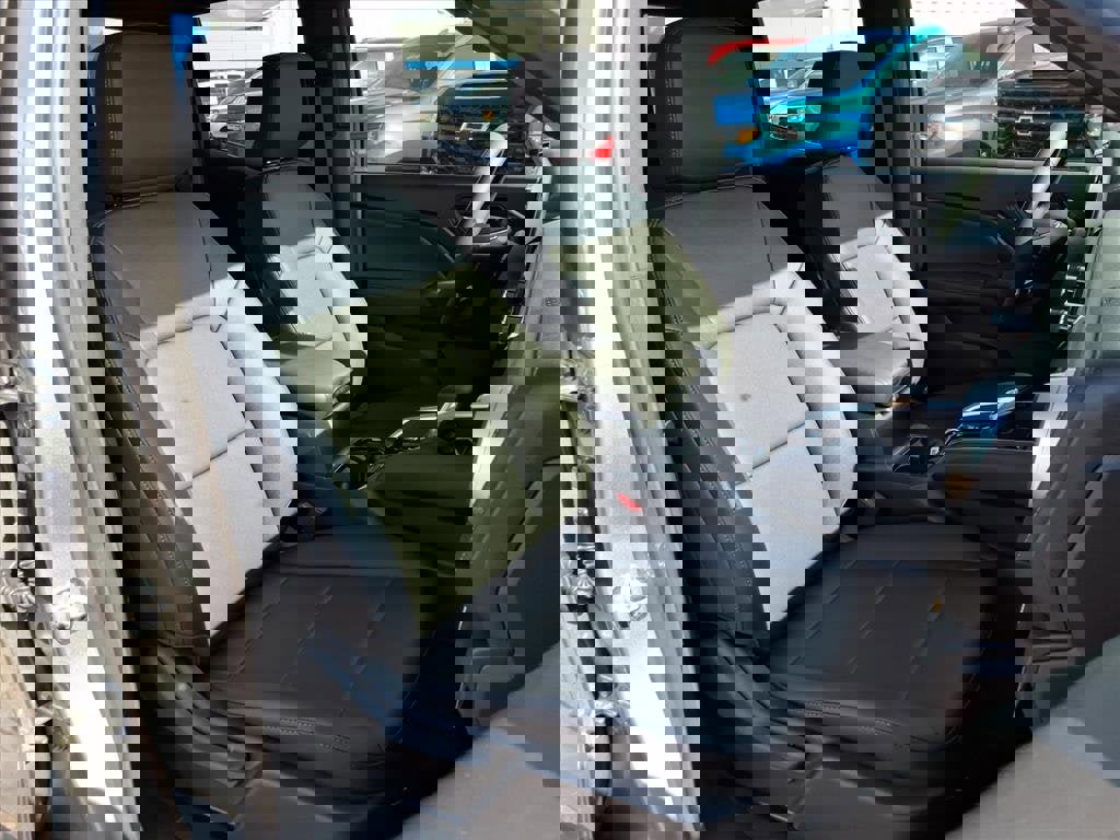 New 2026 Chevrolet Colorado LT image 13