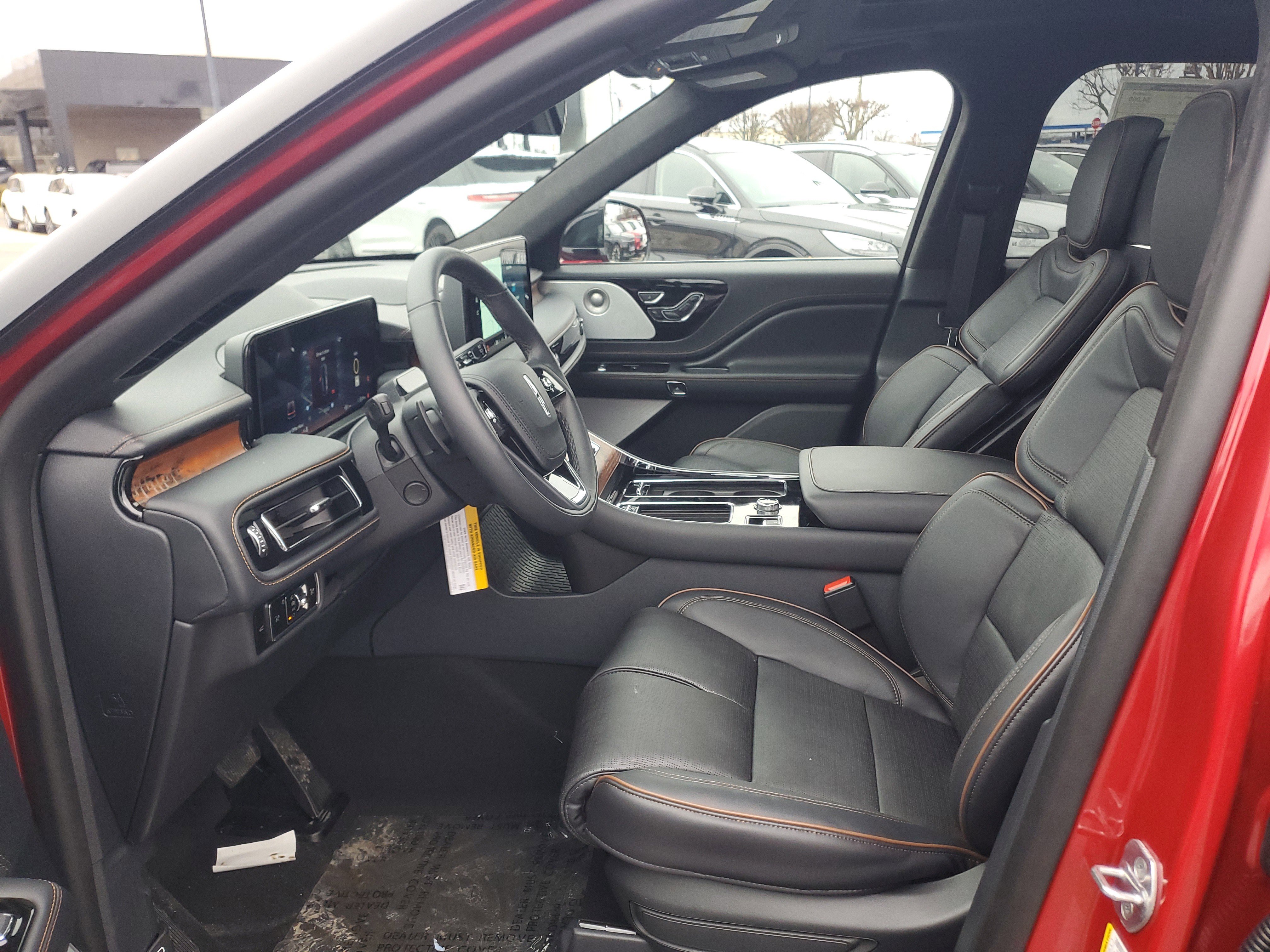 New 2026 Lincoln Aviator Black Label w/ Dynamic Handling Package image 12