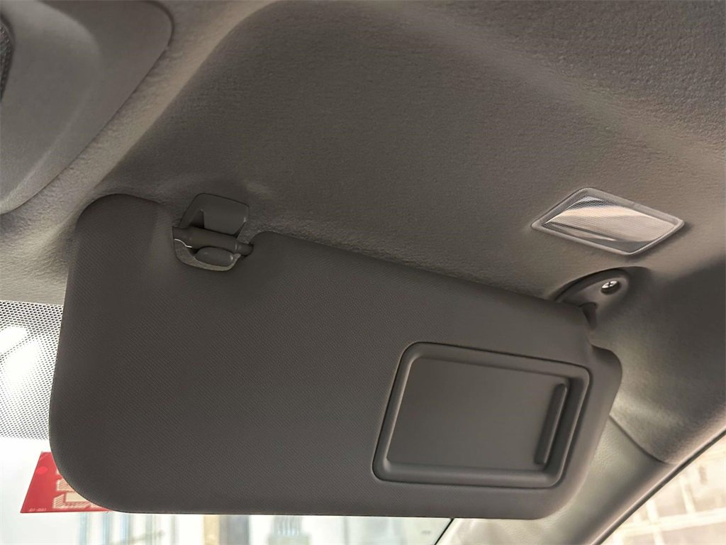 Used 2022 Toyota Corolla Cross LE image 28