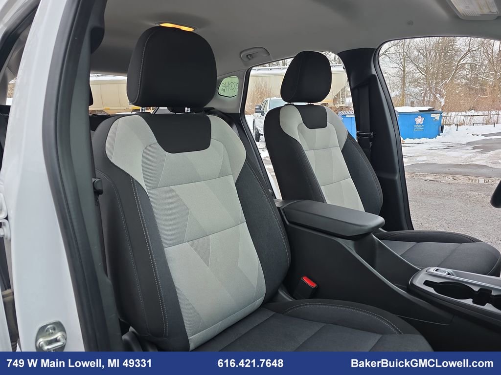 Used 2024 Chevrolet Trax LS w/ LS Convenience Package image 10