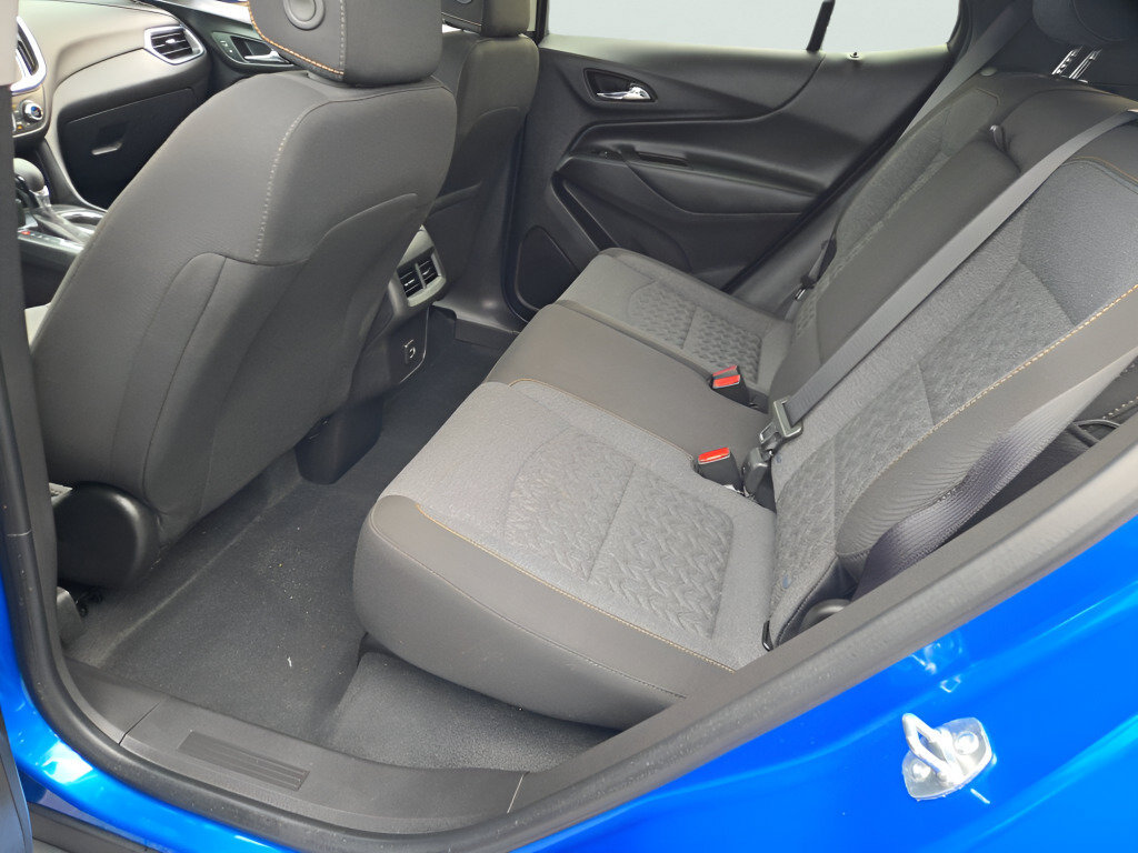 Certified 2024 Chevrolet Equinox LT w/ LPO, Floor Liner Package FWD image 22