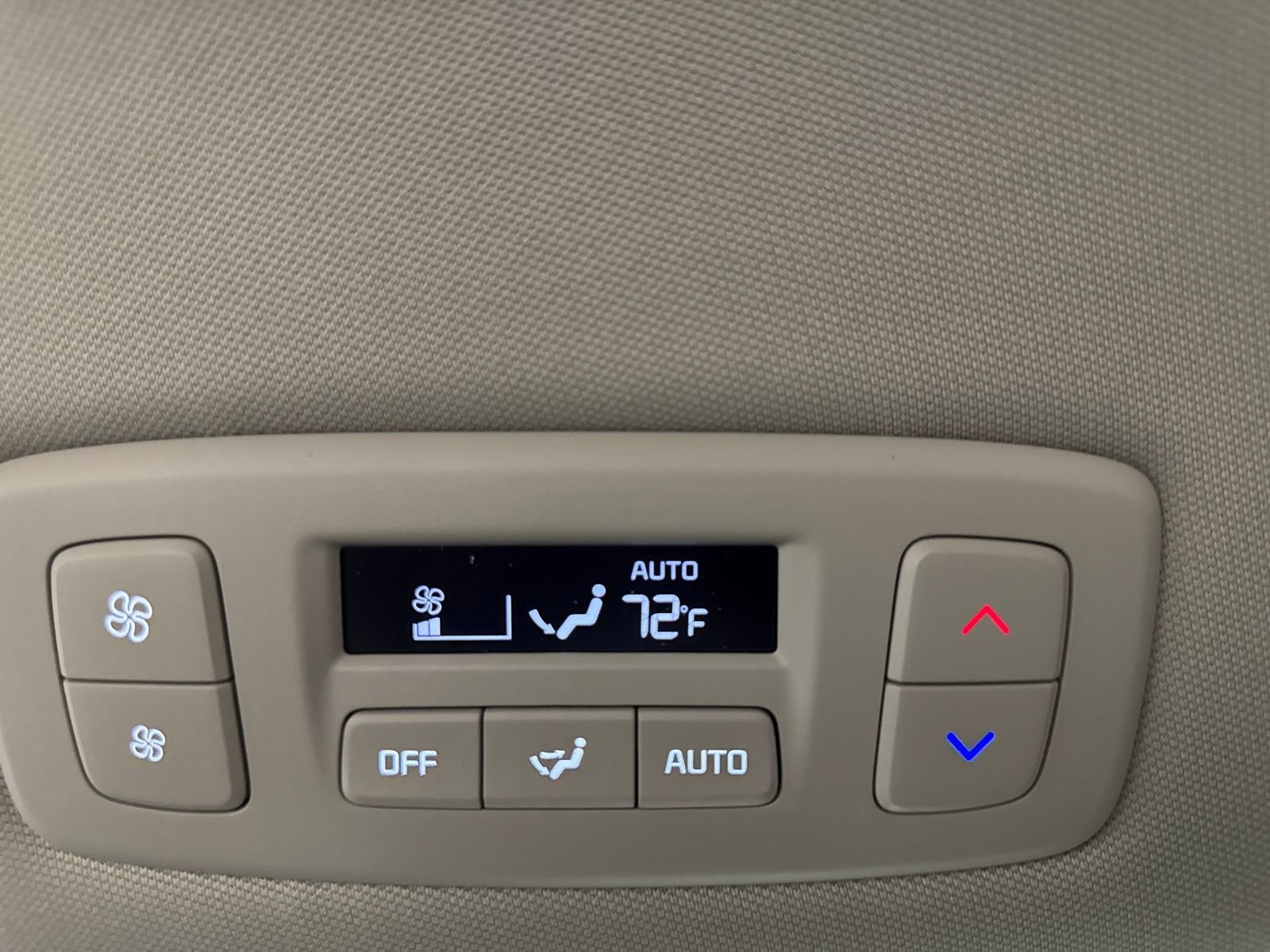 New 2026 Kia Carnival EX FWD image 28