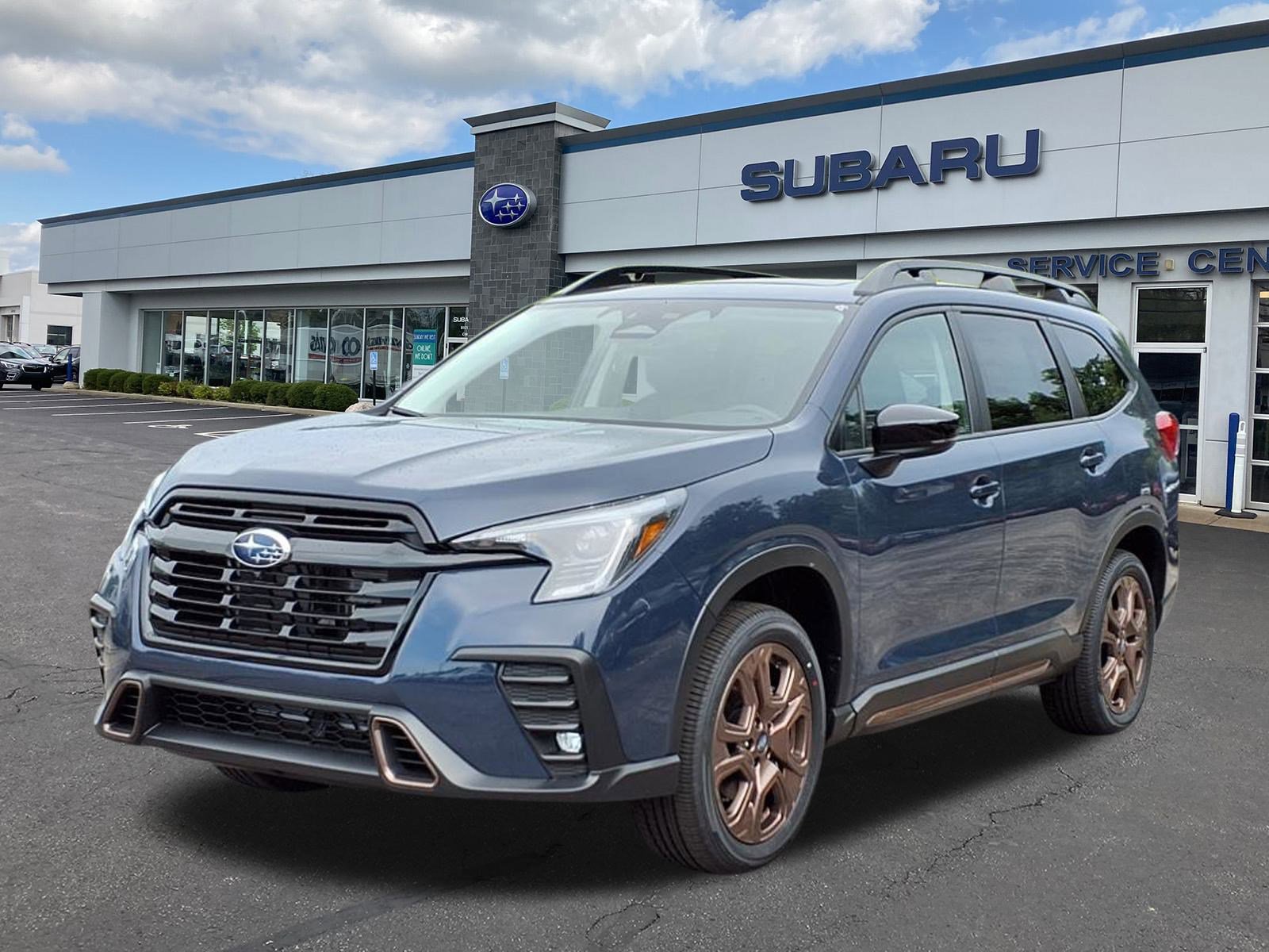 New 2025 Subaru Ascent Bronze Edition image 2