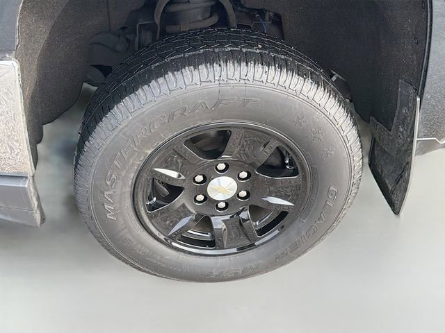 Used 2018 Chevrolet Silverado 1500 LT w/ All Star Edition image 27