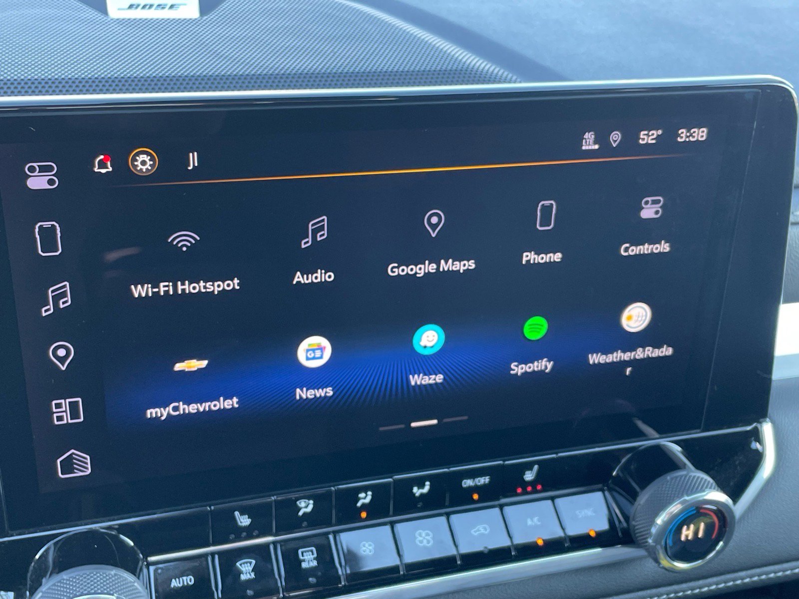 Used 2024 Chevrolet Colorado LT w/ LT Convenience Package III image 10