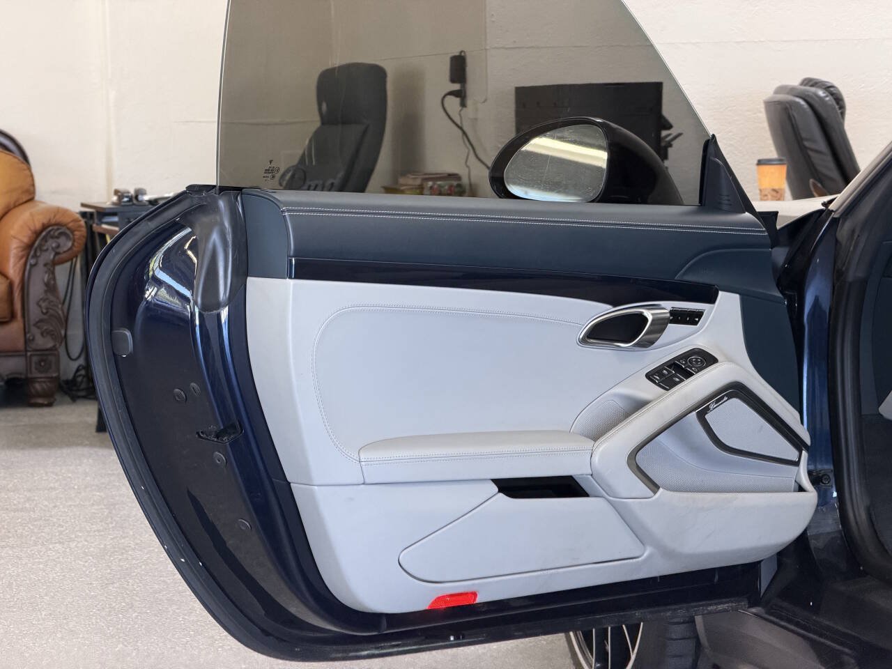 Used 2019 Porsche 911 Turbo S AWD/4WD image 32