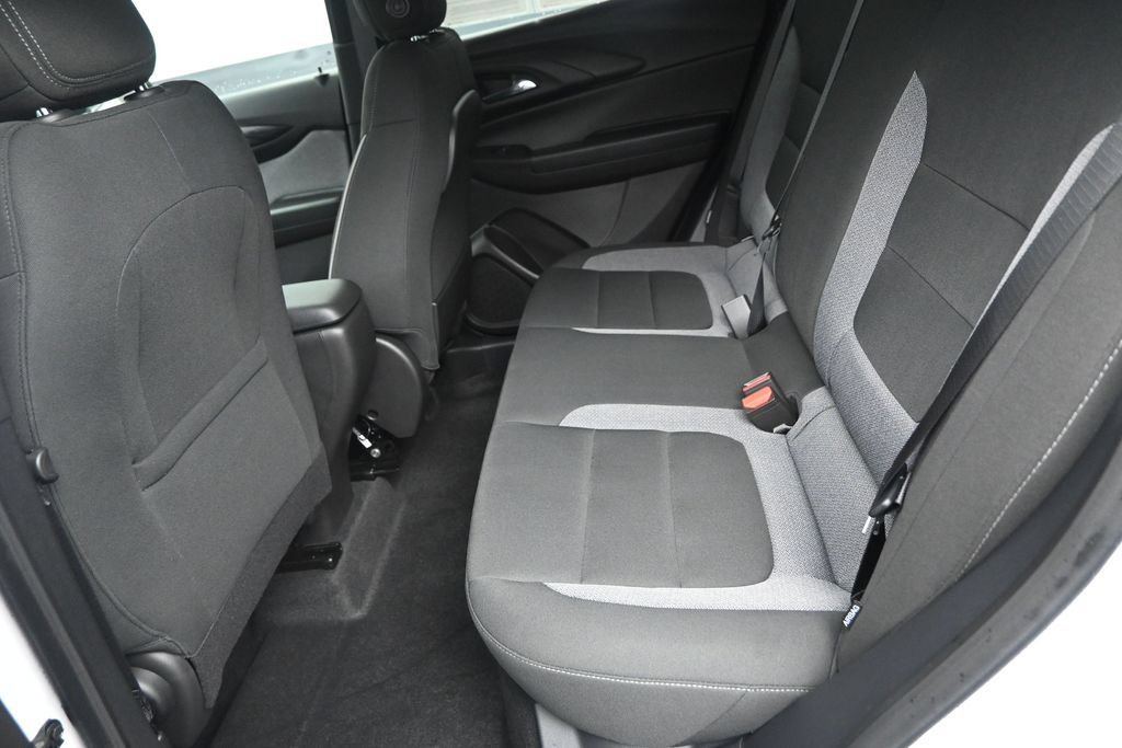 Used 2026 Chevrolet TrailBlazer LT FWD image 14