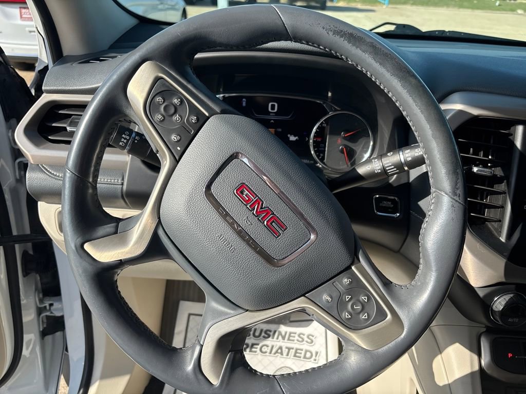 Used 2021 GMC Acadia Denali w/ Denali Technology Package image 15