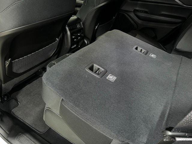 Certified 2023 Jeep Grand Cherokee Laredo image 23