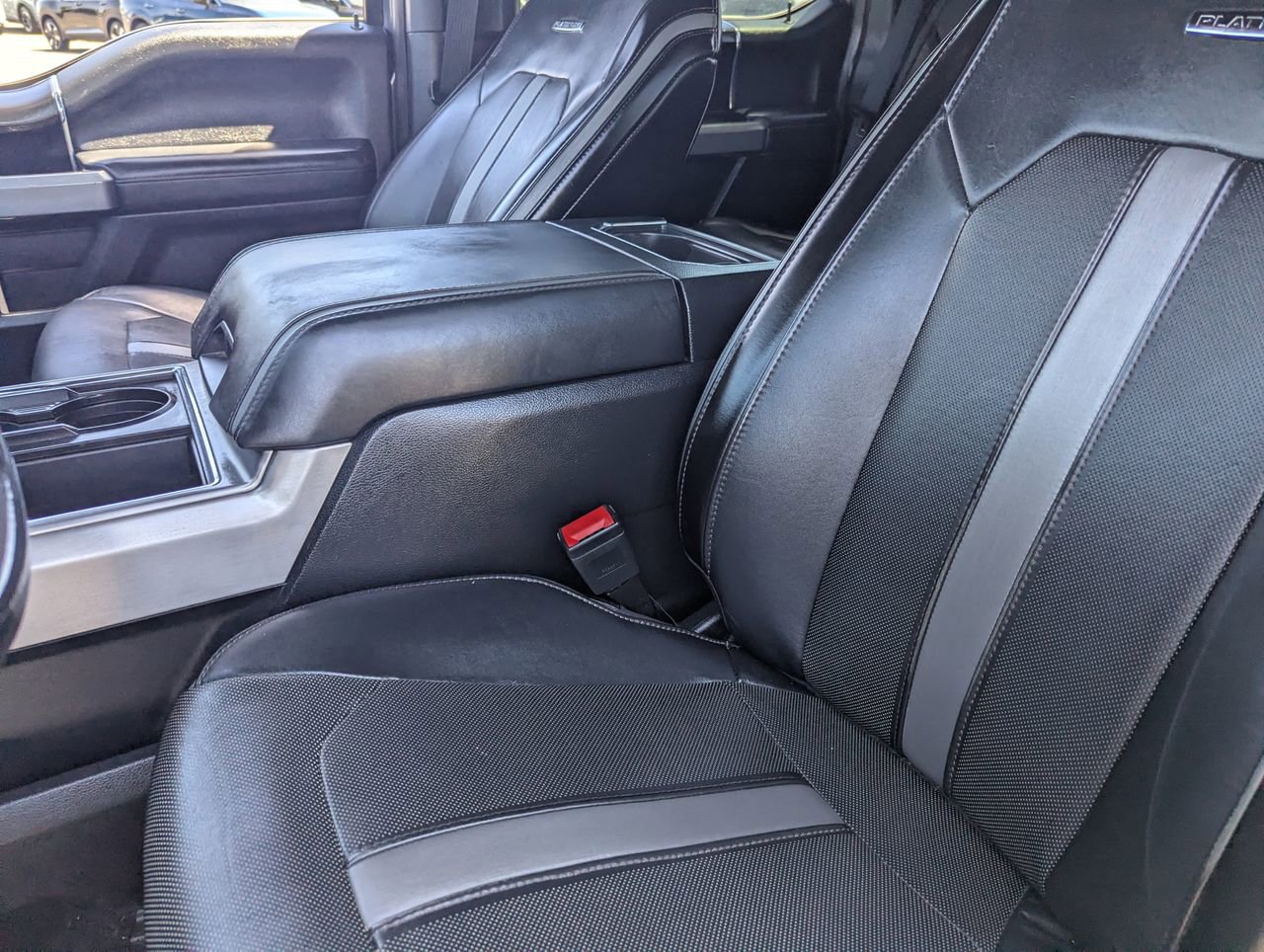 Used 2018 Ford F450 Platinum w/ Platinum Ultimate Package AWD/4WD image 20