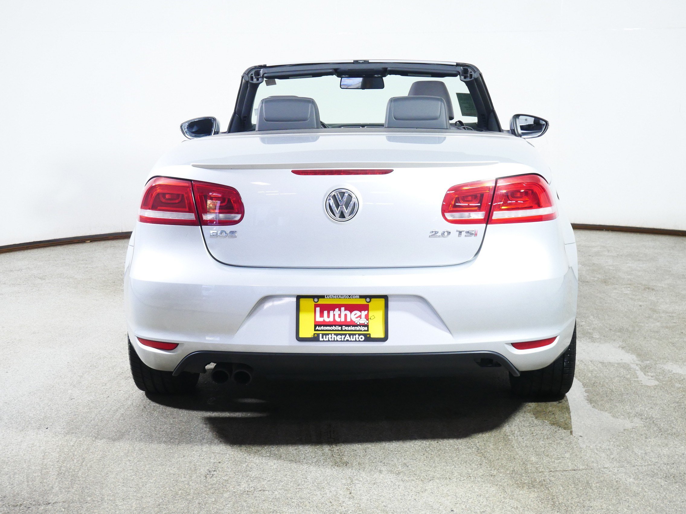 Used 2013 Volkswagen Eos Komfort FWD image 6