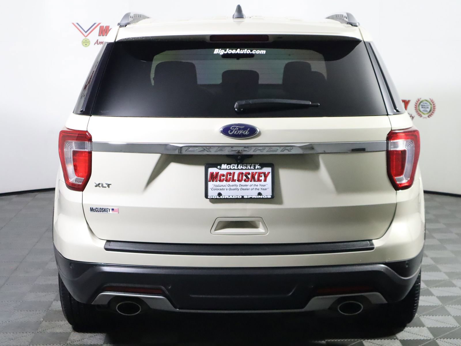 Used 2018 Ford Explorer XLT FWD image 6