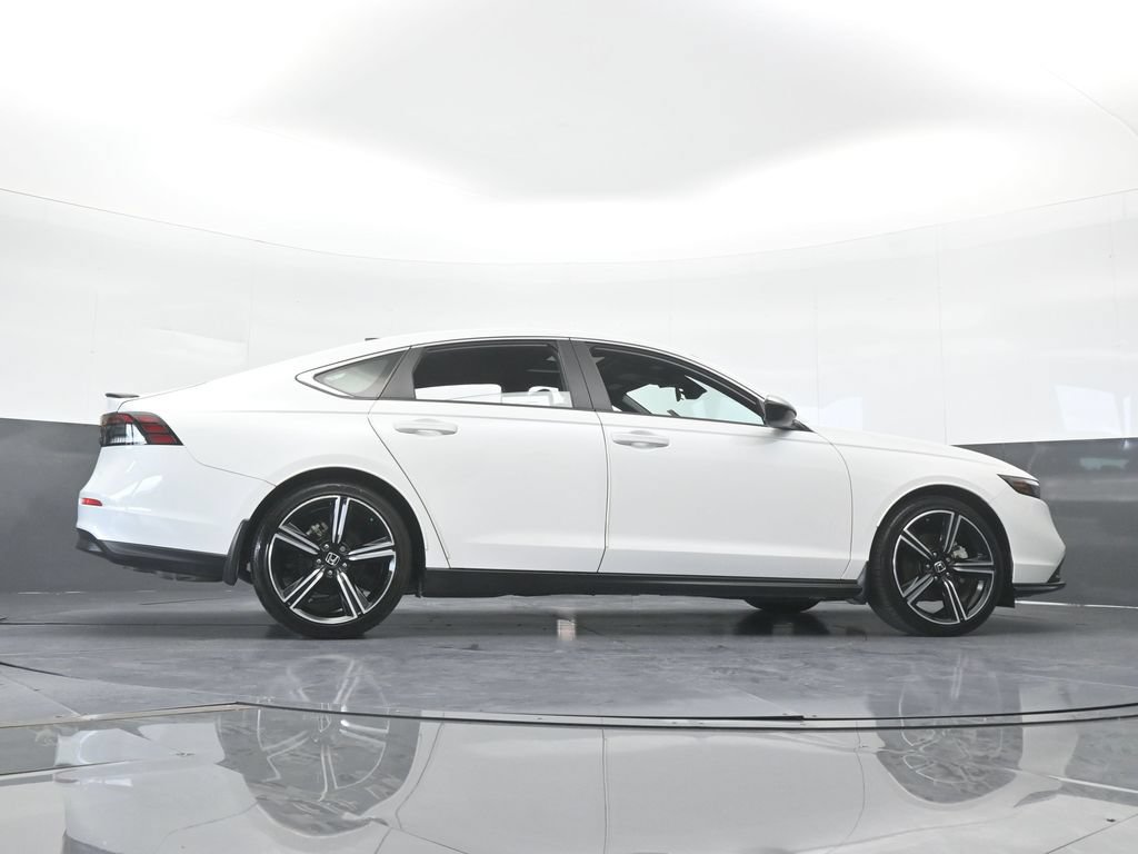 Used 2025 Honda Accord Sport image 61