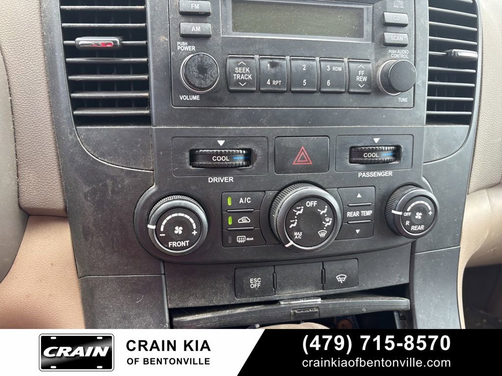 Used 2008 Kia Sedona LX image 19