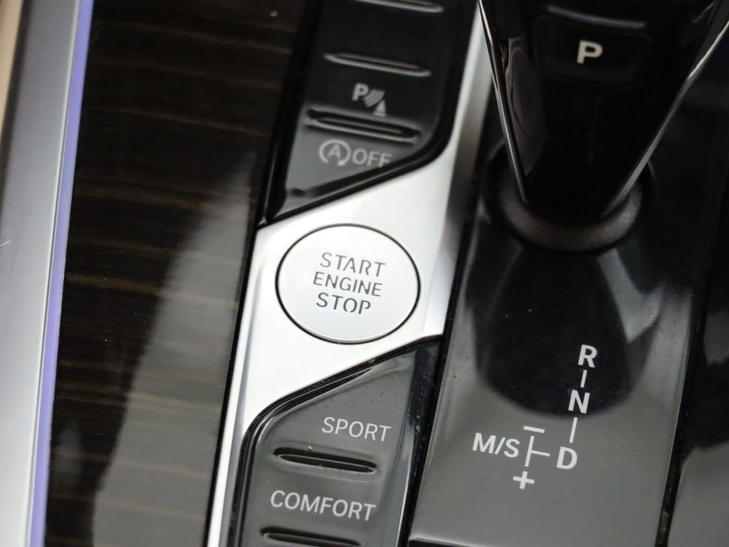 Used 2019 BMW X7 xDrive40i w/ Premium Package AWD/4WD image 21